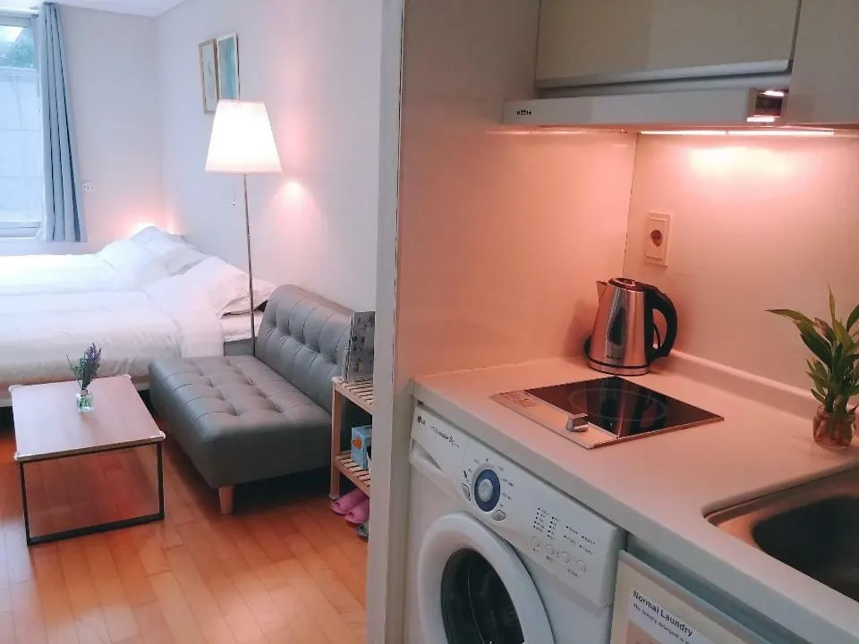 Studio In Central Seoul Apartment